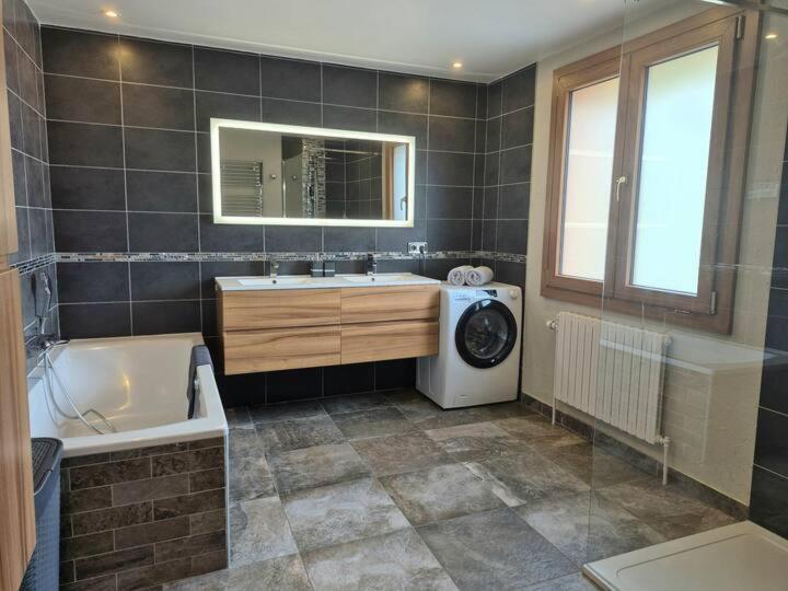 Chalet Avec Jacuzzi, Billard, Jardin Clos, Proche Paradiski La Plagne Kültér fotó
